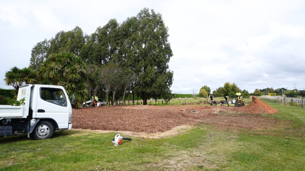 moving bark for septic tanks